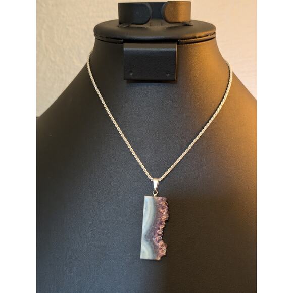 925 Sterling Amethyst Slice Crystal Pendant on Sterling Silver Rope Chain - Picture 7 of 7